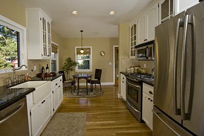 Gourmet Kitchen Equipment on Stainless Granite Gourmet Kitchen   Hardwood Floors